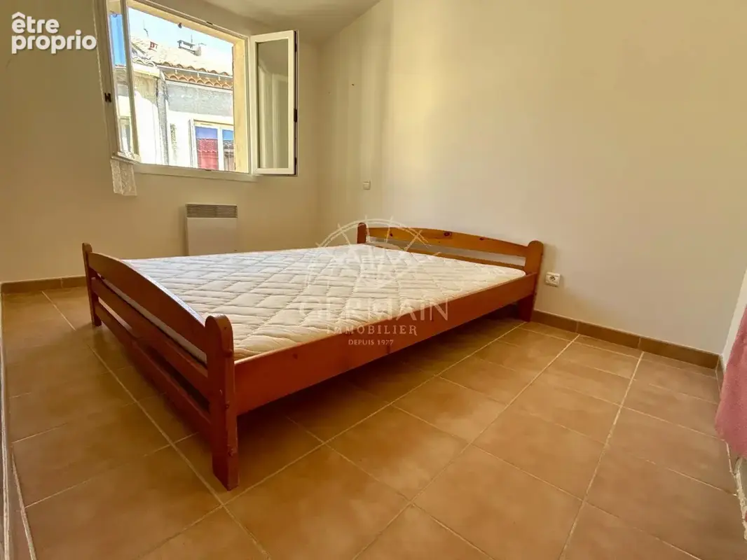 Mazan, Maison de village de type 5 avec 2 terrasses et 2 garages. - photo 10