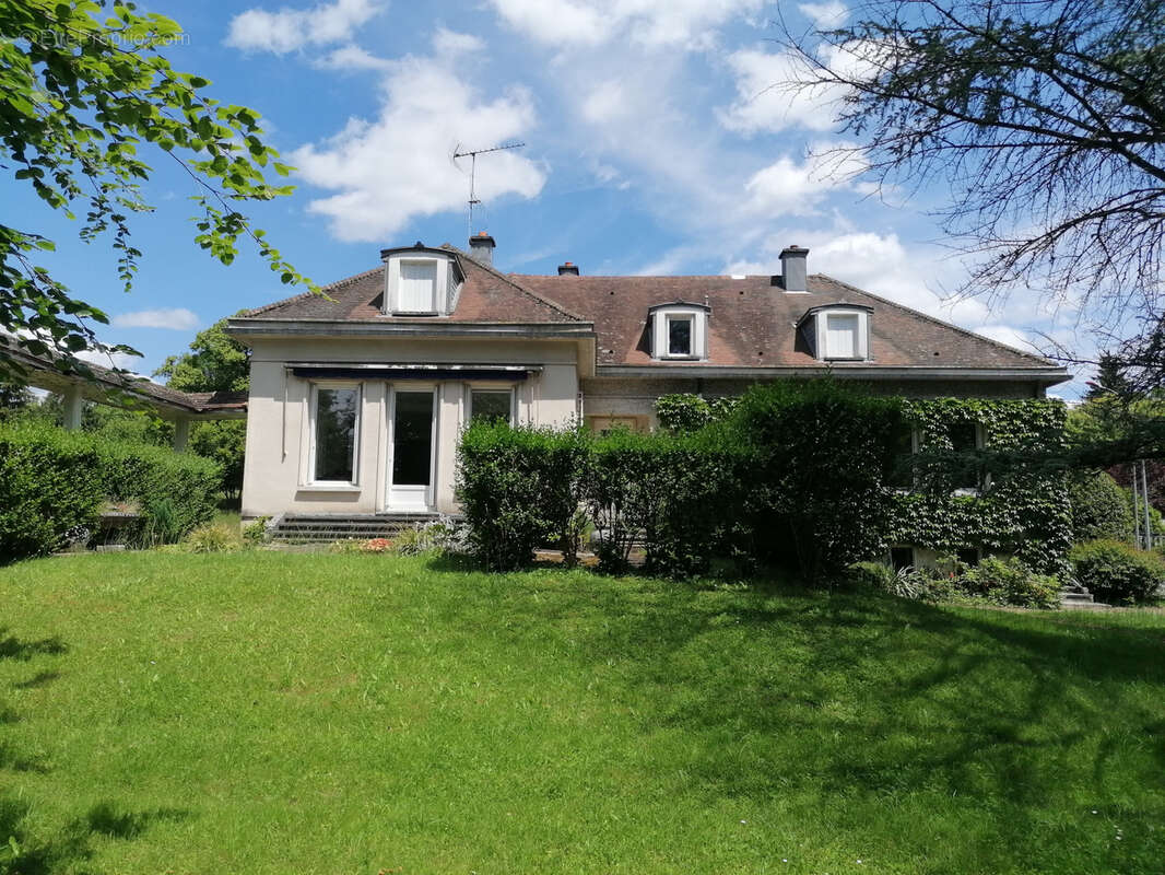 Maison à LUXEUIL-LES-BAINS