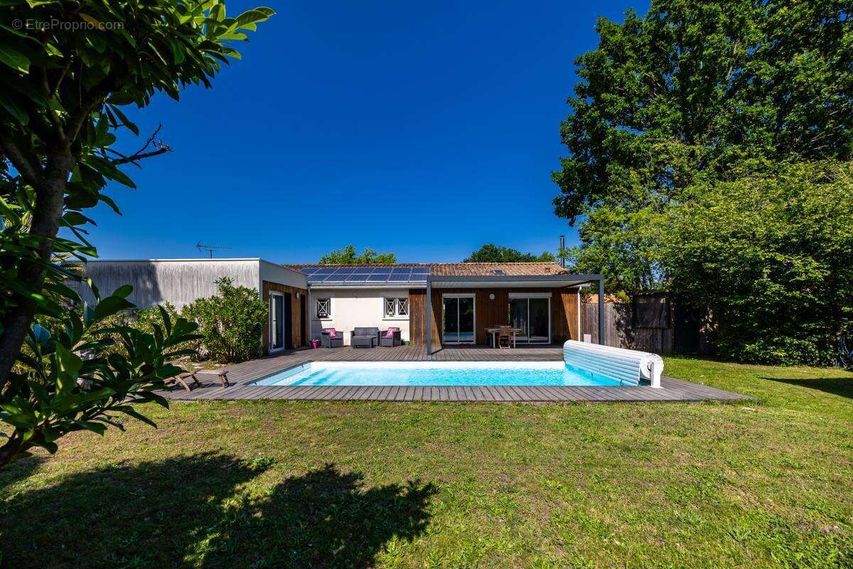 Maison à CESTAS