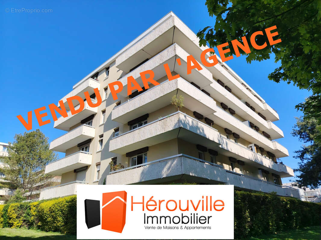 Appartement à HEROUVILLE-SAINT-CLAIR