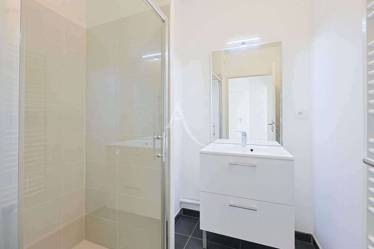 Appartement à SAINT-JEAN-DE-BRAYE