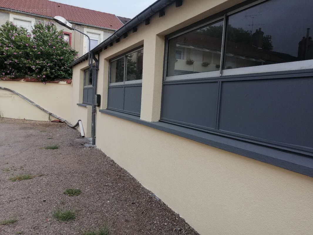 Nevers centre immeuble 715 m2 rapport 12 % - photo 13