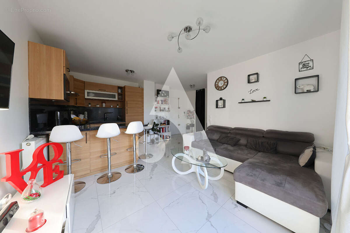 Appartement à CORBEIL-ESSONNES