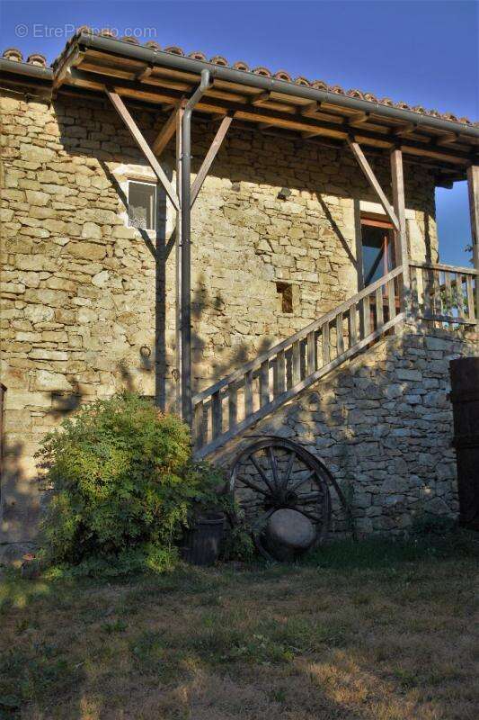 Maison à LENTILLAC-SAINT-BLAISE
