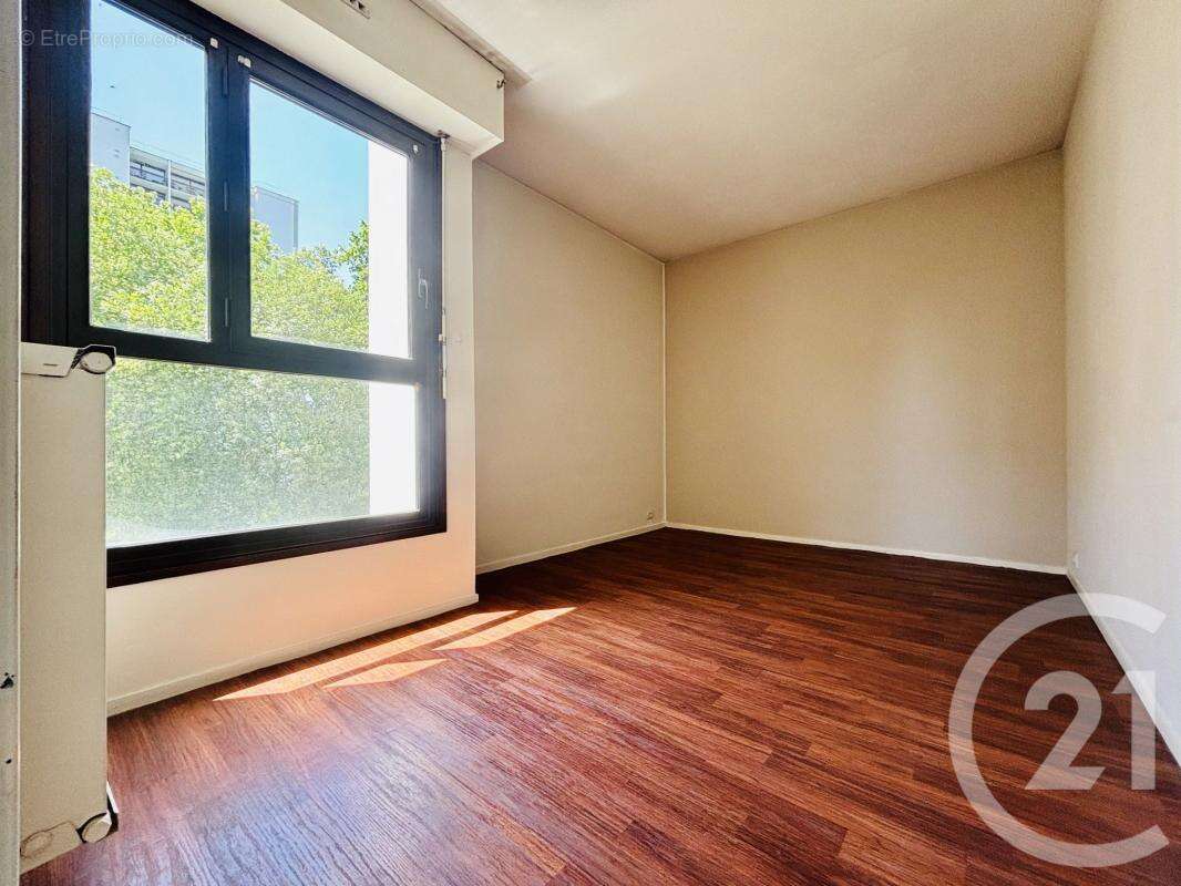 Appartement 73 m² à Limoges  - photo 6