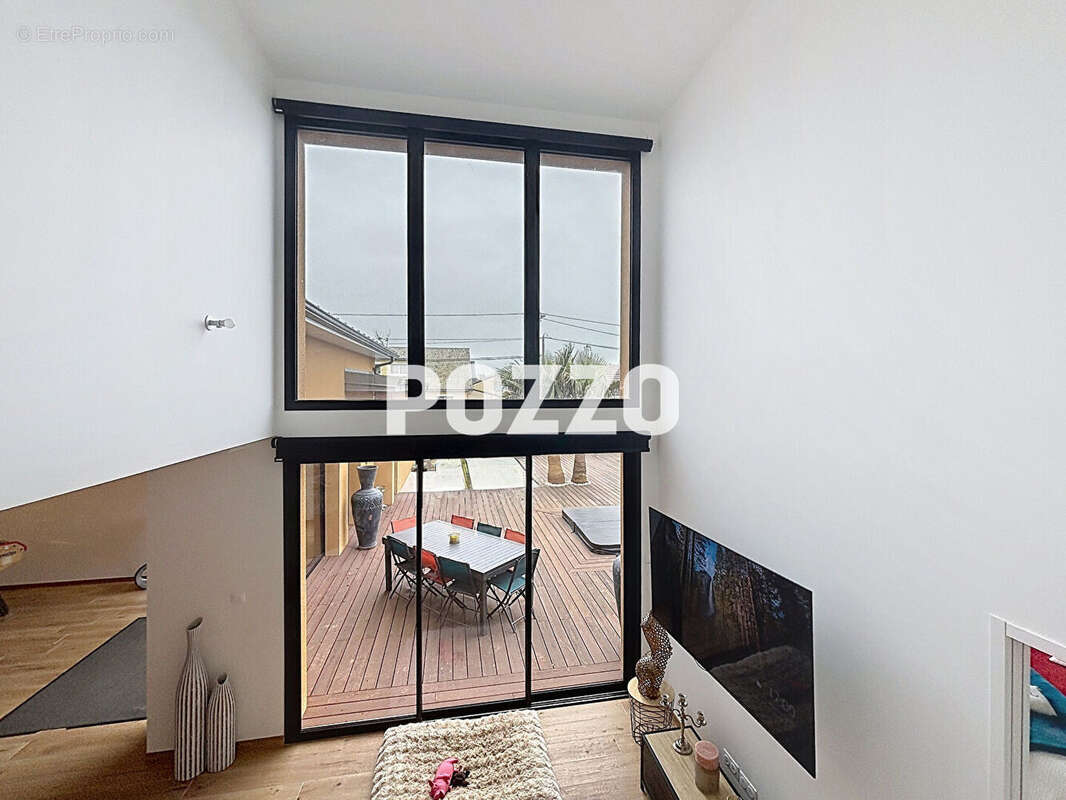 Maison à AGON-COUTAINVILLE