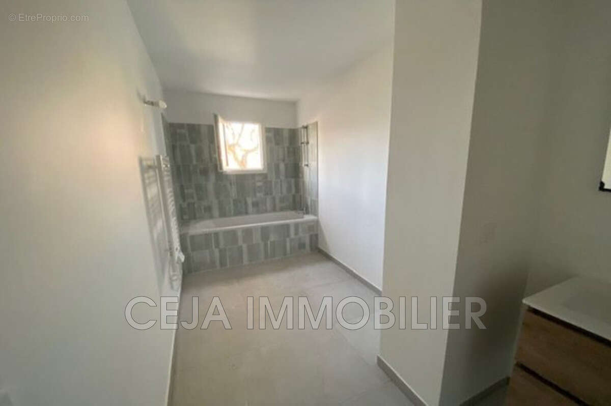 Appartement à DRAGUIGNAN