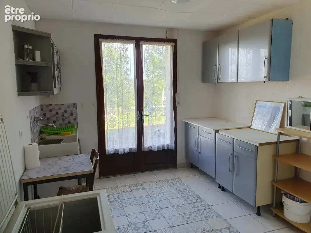 Maison familiale avec appartement indépendant sur 2157m2 de terrain - photo 12