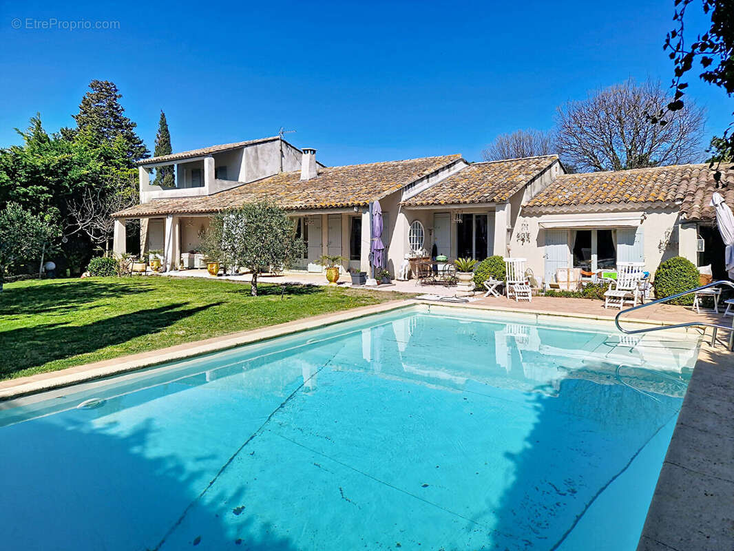 Maison à LES ANGLES