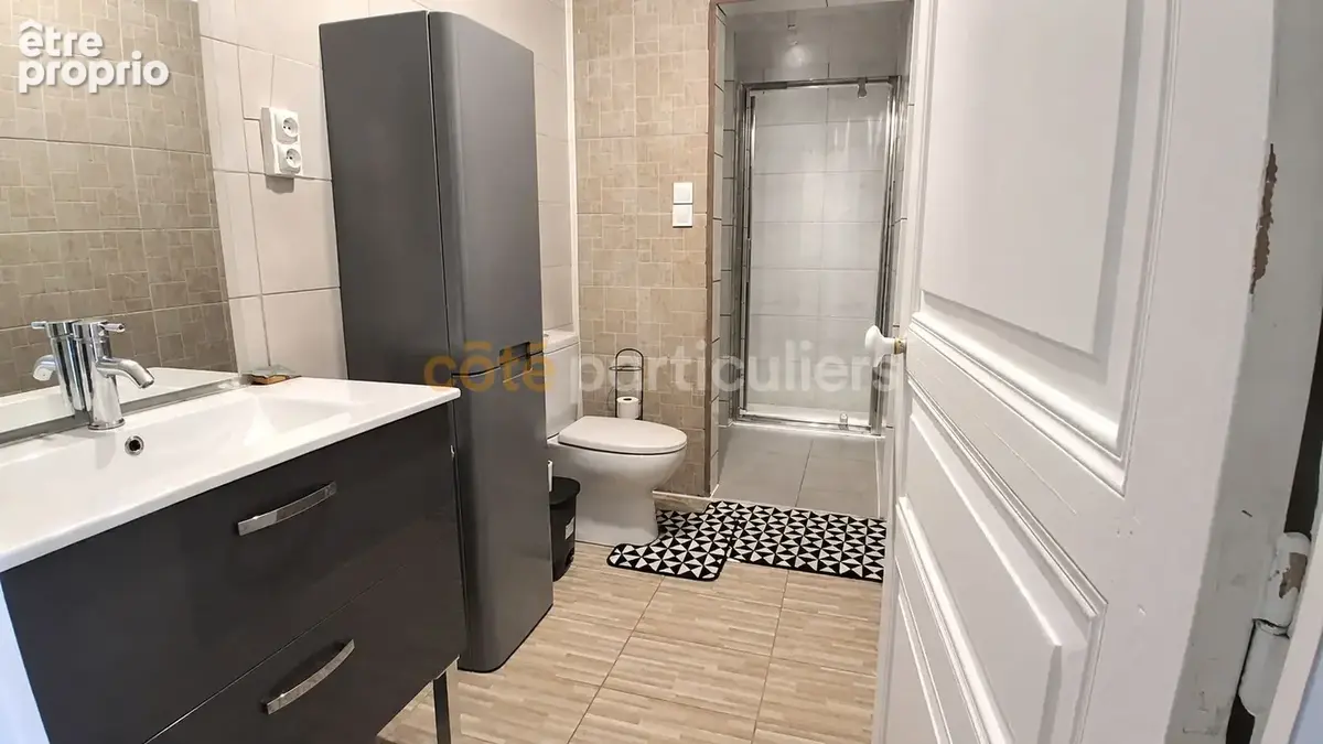 Rives de l'yon -- chaille sous les ormeaux -- ensemble immobilier --153 m2 --9 pieces -- centre bourg - photo 10
