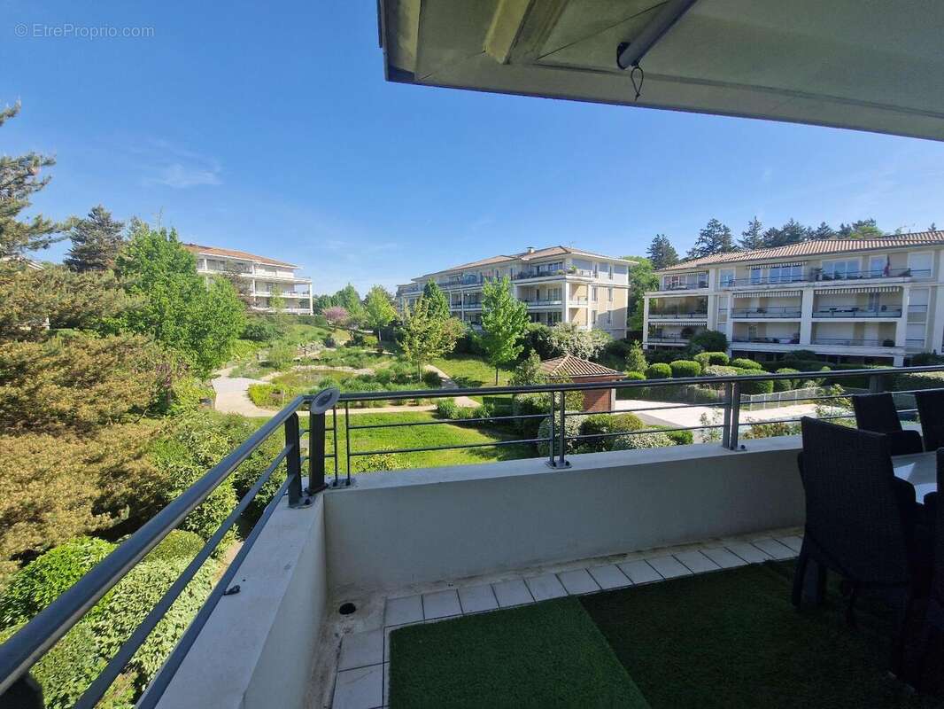   - Appartement à VOURLES
