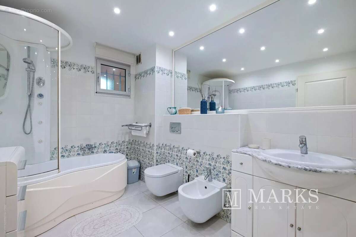 Appartement avec 2 chambres, terrasse et vue mer. - photo 19
