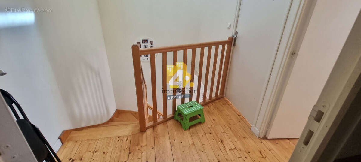 Maison à LA CHAPELLE-DES-MARAIS