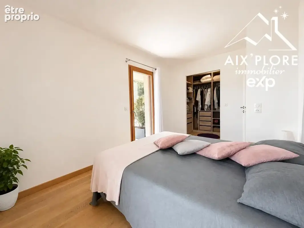 Appartement 104 m² à Bassens  - photo 9