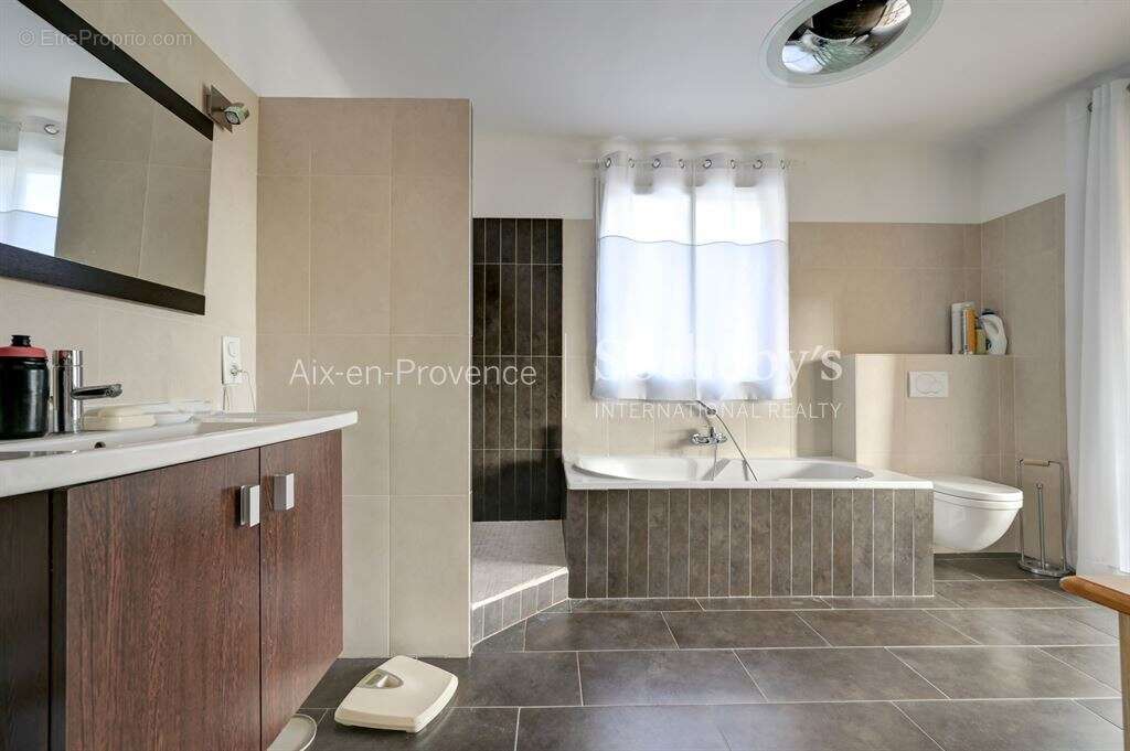 Maison à AIX-EN-PROVENCE