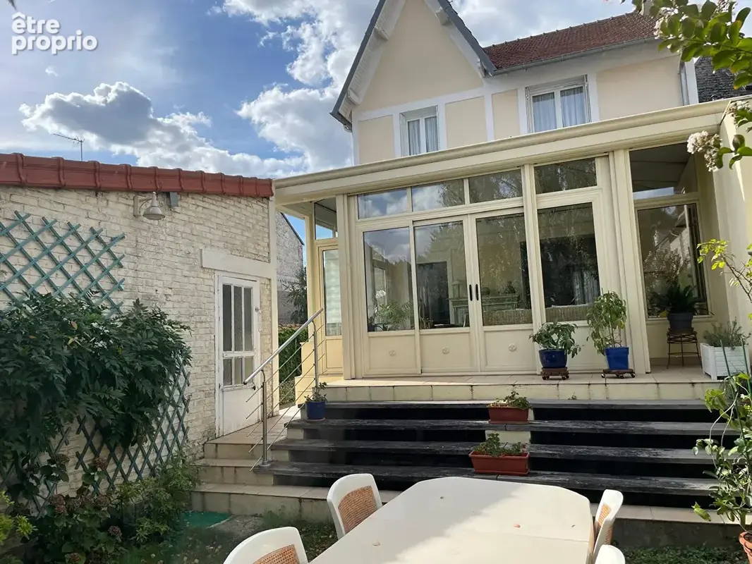 Maison Mantes La Jolie 5 pièces 108.6 m2 LES MARTRAITS - photo 2