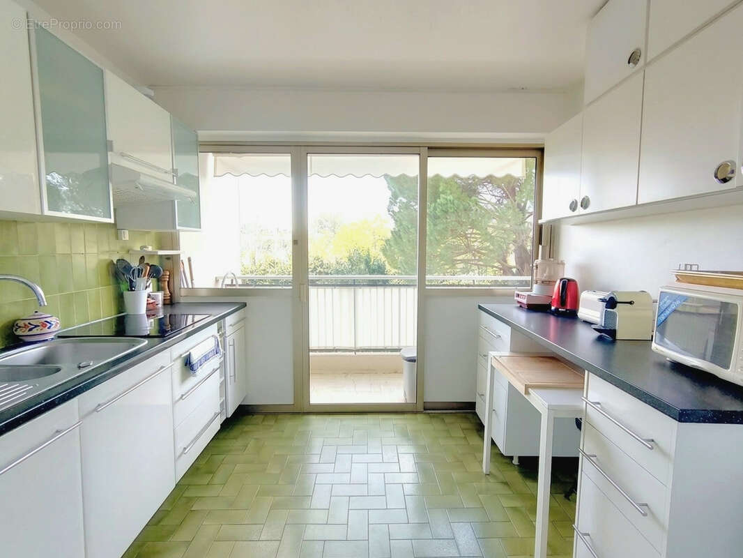 Appartement à MANDELIEU-LA-NAPOULE