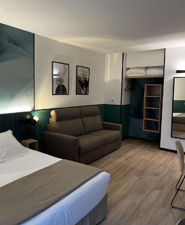 INVESTISSEMENT LOCATIF  MONTEVRAIN  Résidence d'Affaires Résidence du Parc - 6.35 % de rentabilité - photo 2
