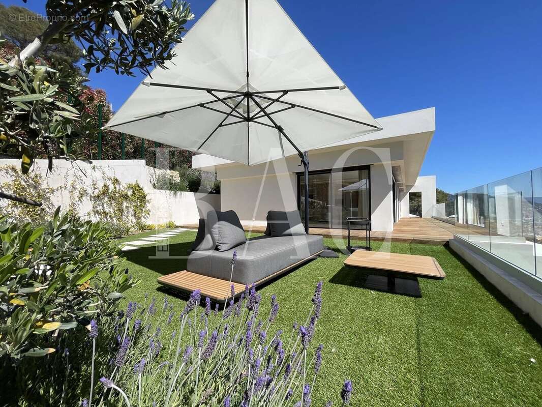 Maison à ROQUEBRUNE-CAP-MARTIN