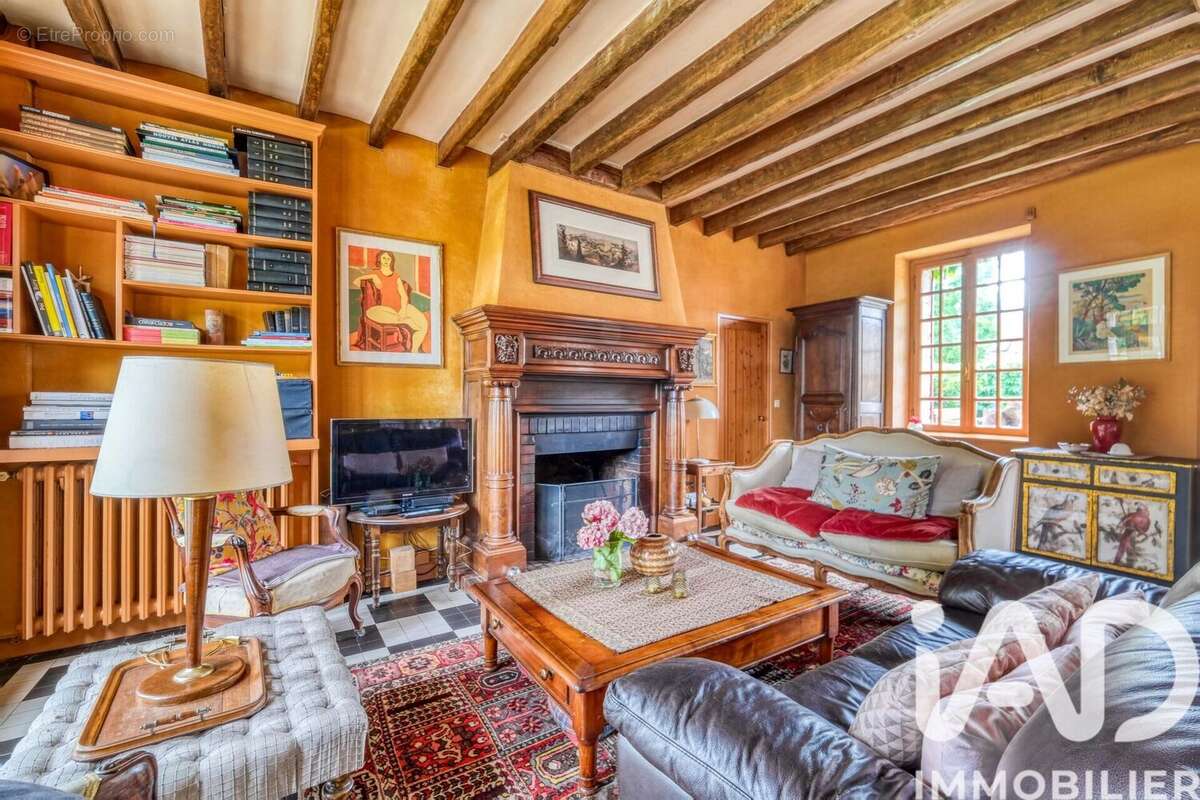 Photo 8 - Maison à VALLANGOUJARD