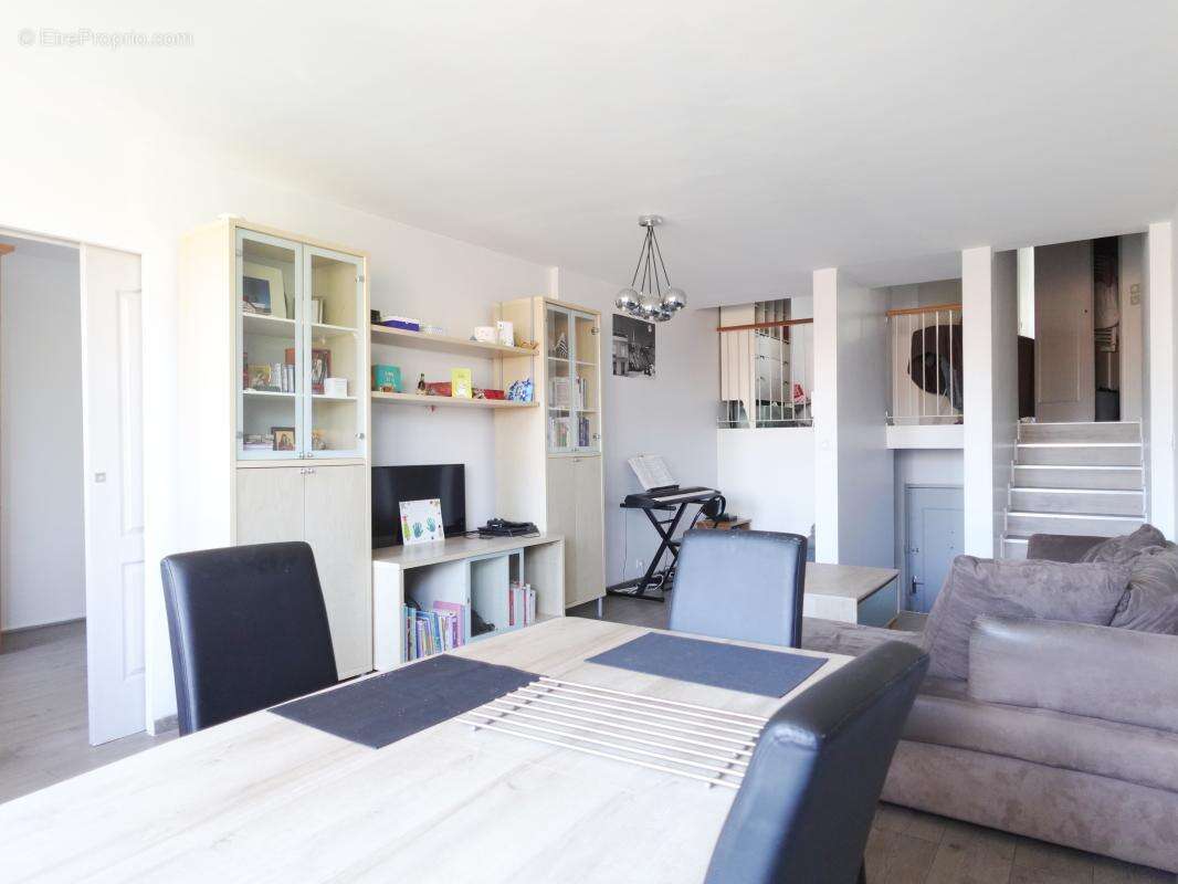 Appartement à BEZONS