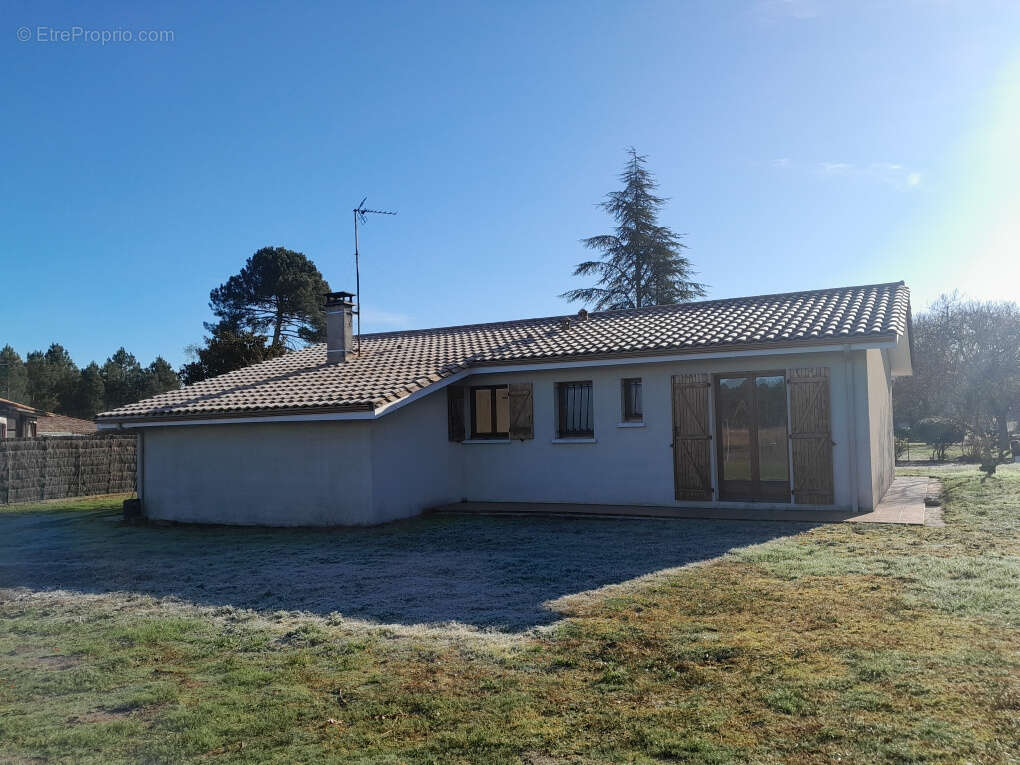 Maison à BAZAS