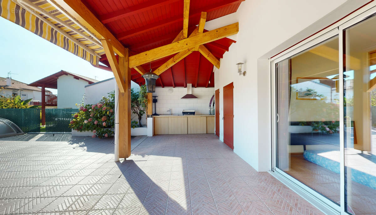 Maison à USTARITZ