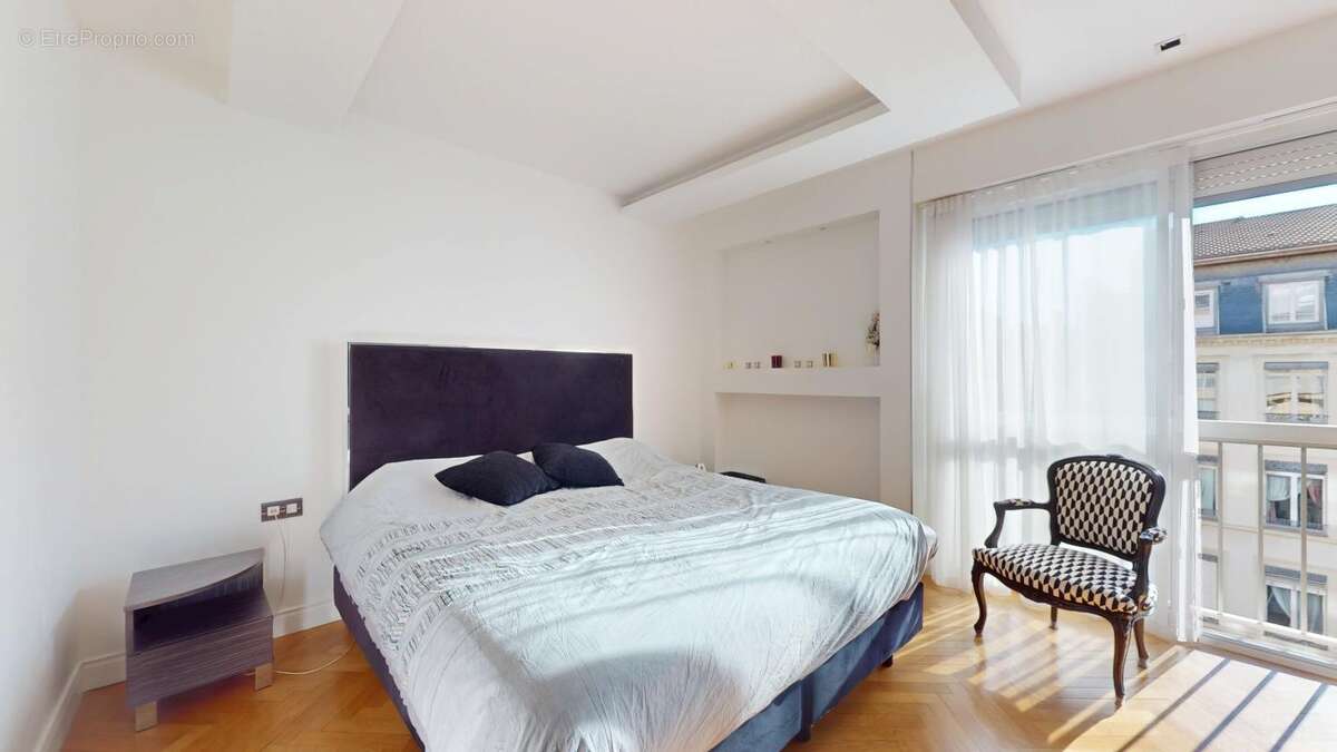 Appartement à LYON-6E