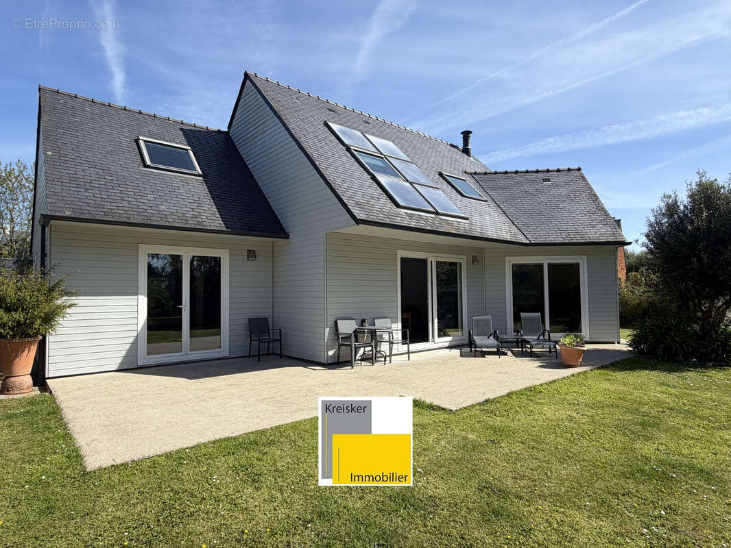 Maison à PLOUIGNEAU
