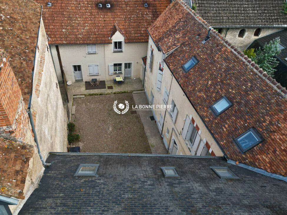 Appartement à CHATILLON-SUR-LOIRE