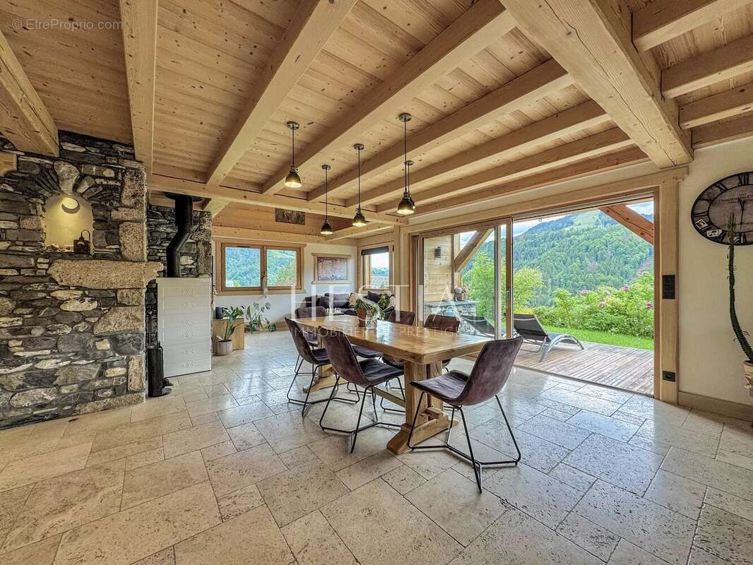 Maison à SAINT-NICOLAS-LA-CHAPELLE