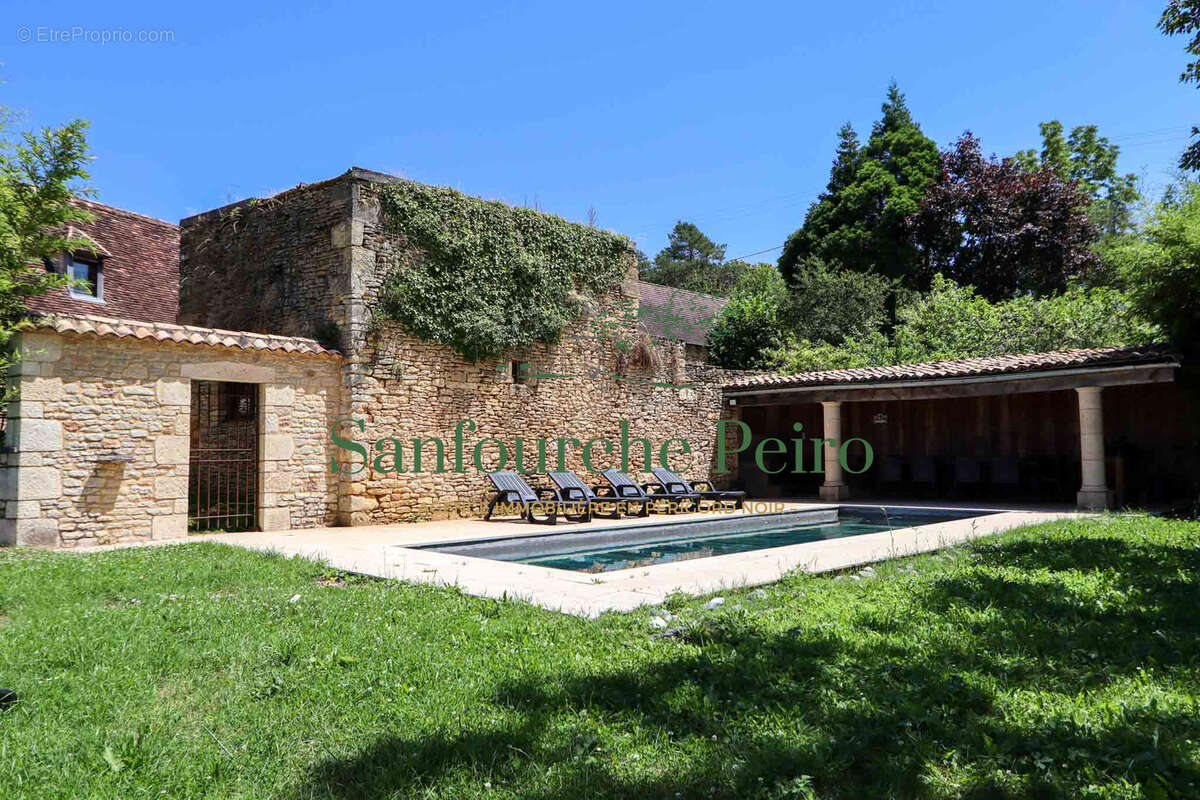 Maison à SARLAT-LA-CANEDA