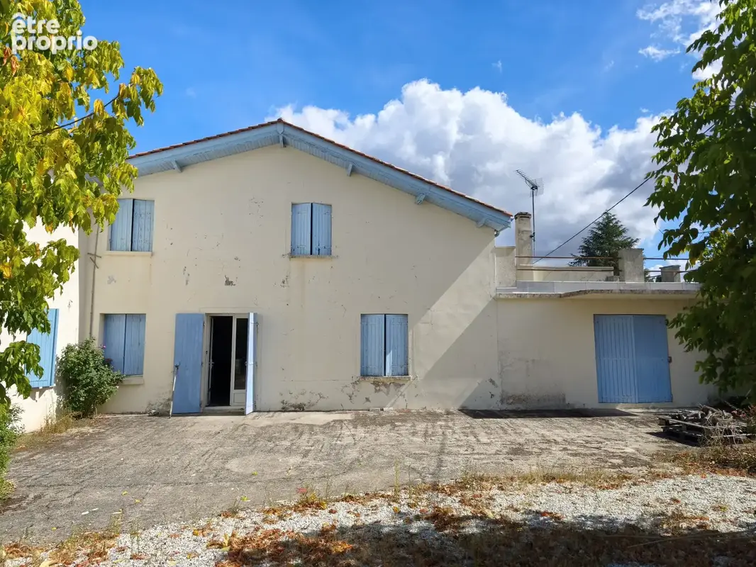 Maison en pierre avec dépendances - photo 2