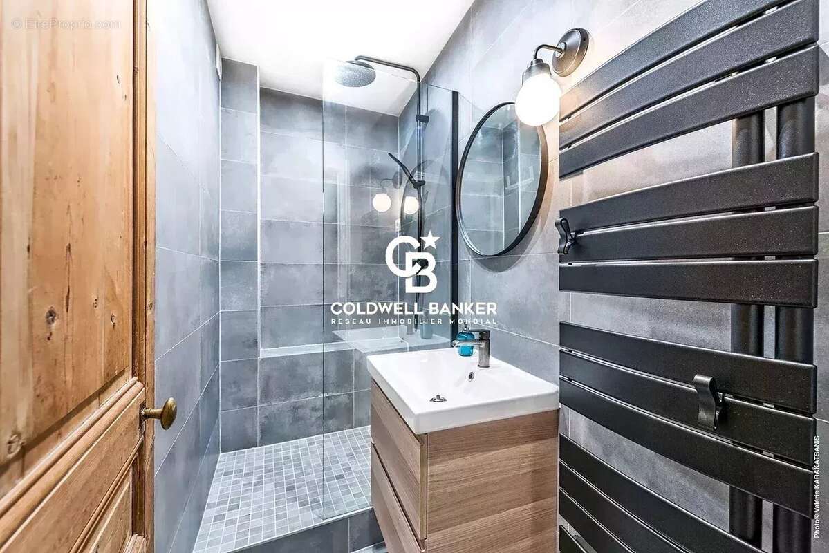 Appartement à PARIS-7E