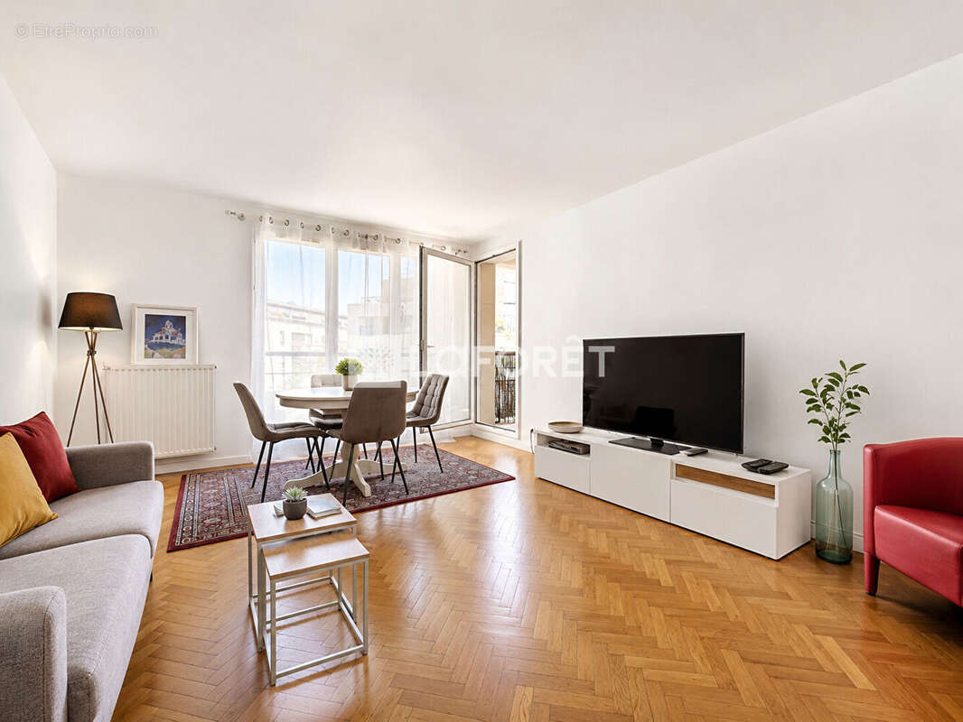 Appartement à SURESNES