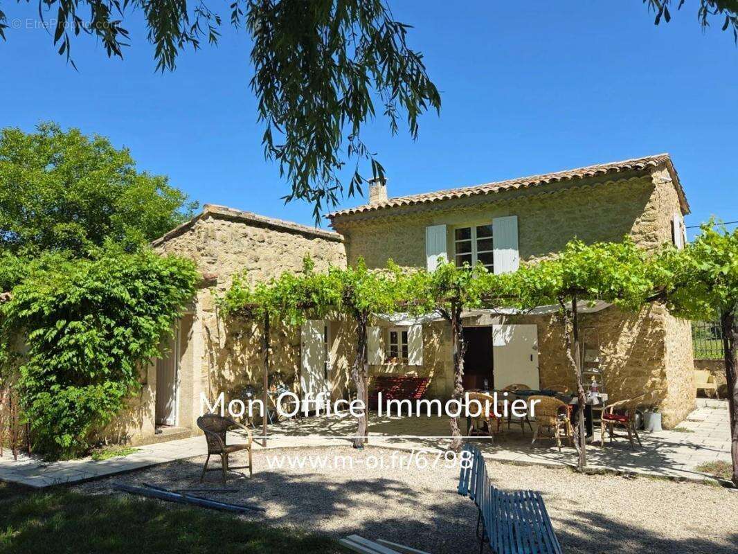 Maison à PUYVERT