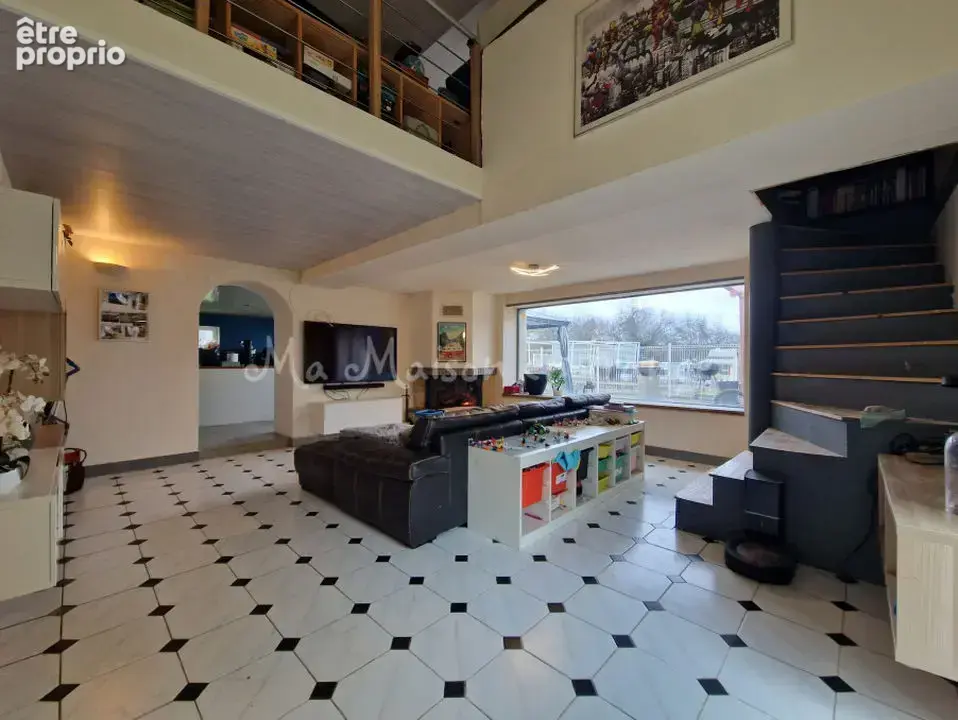 Maison 6 pièces 144 m² à vendre à Chantelle (03140) - photo 7