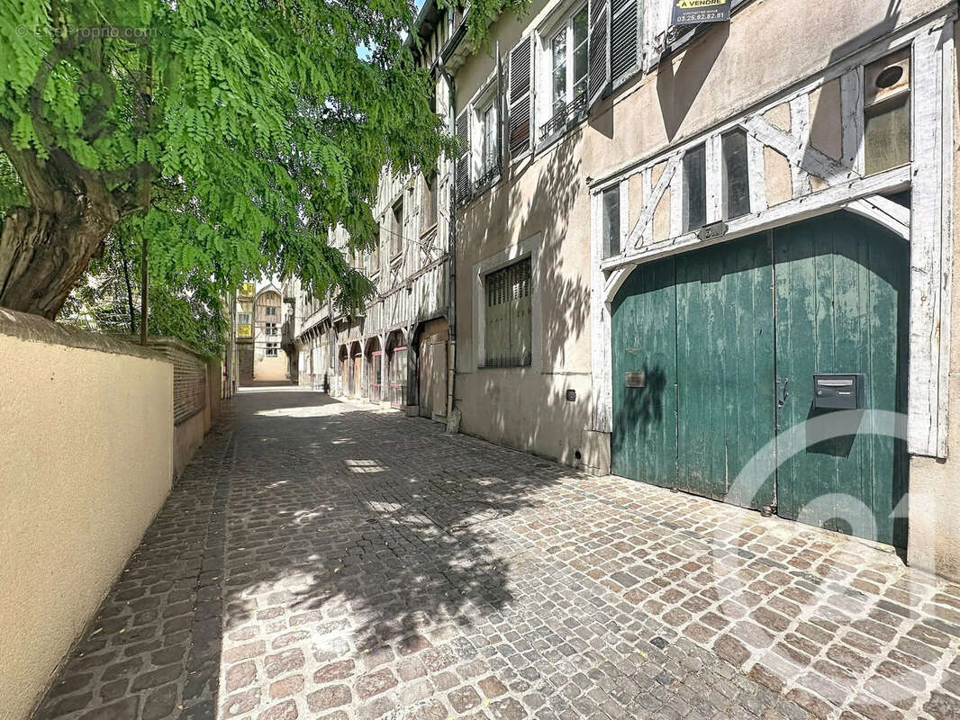 Maison à TROYES