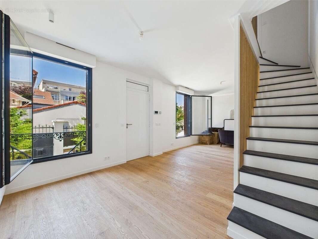 Maison à ASNIERES-SUR-SEINE