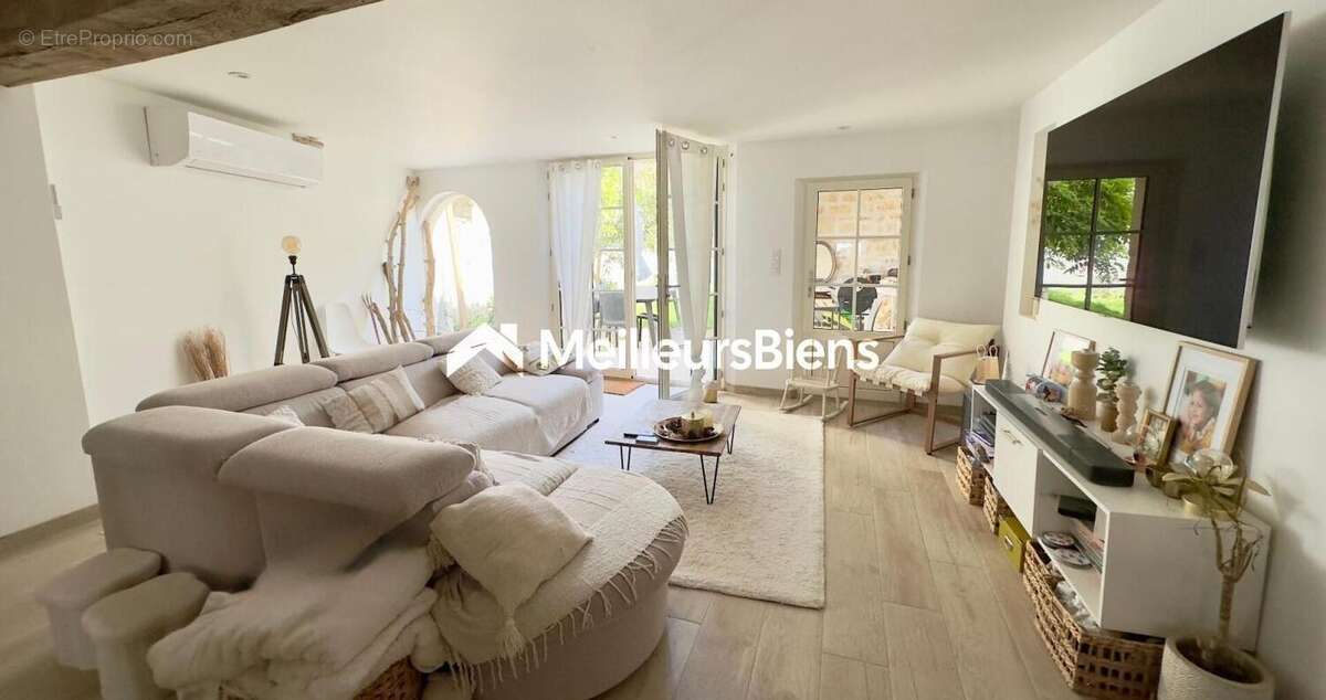 Maison à SAINTES
