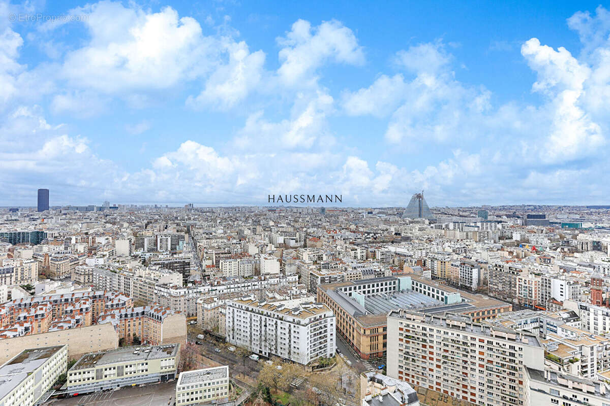 Appartement à PARIS-15E