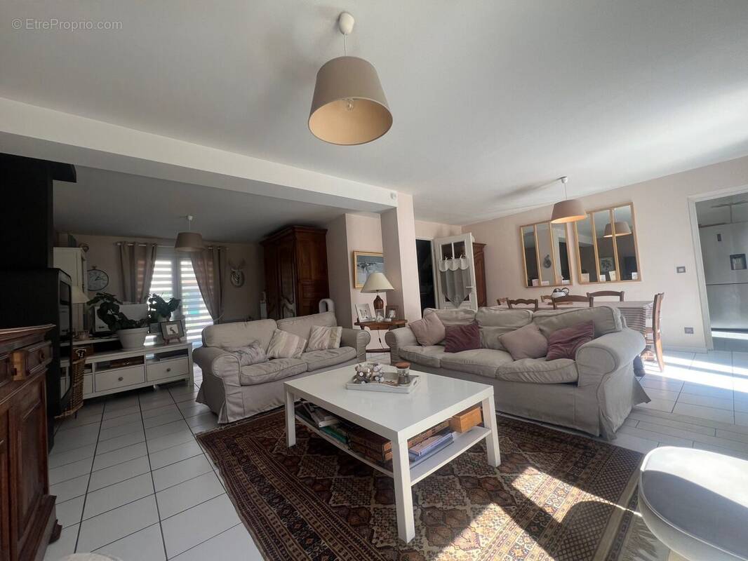 Maison à MIGNALOUX-BEAUVOIR