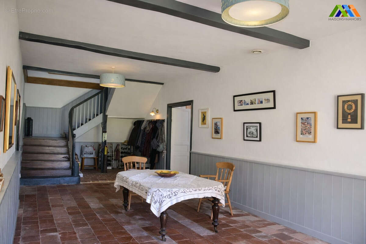 Maison 313 m² à Maubourguet  - photo 6