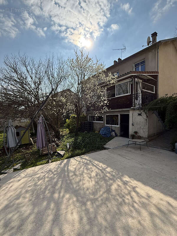 Maison à CHAMPCEVINEL