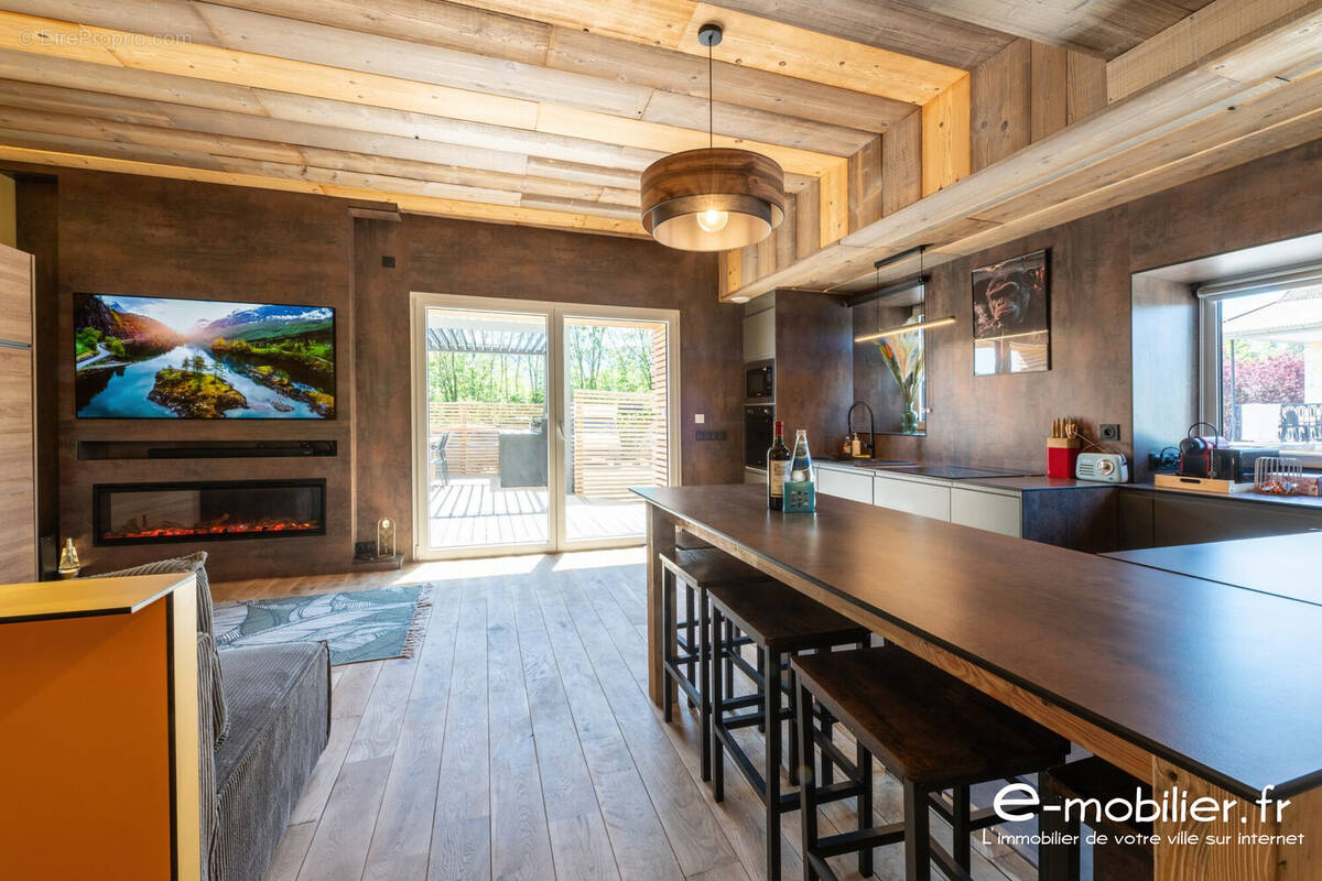 Appartement à QUINTAL