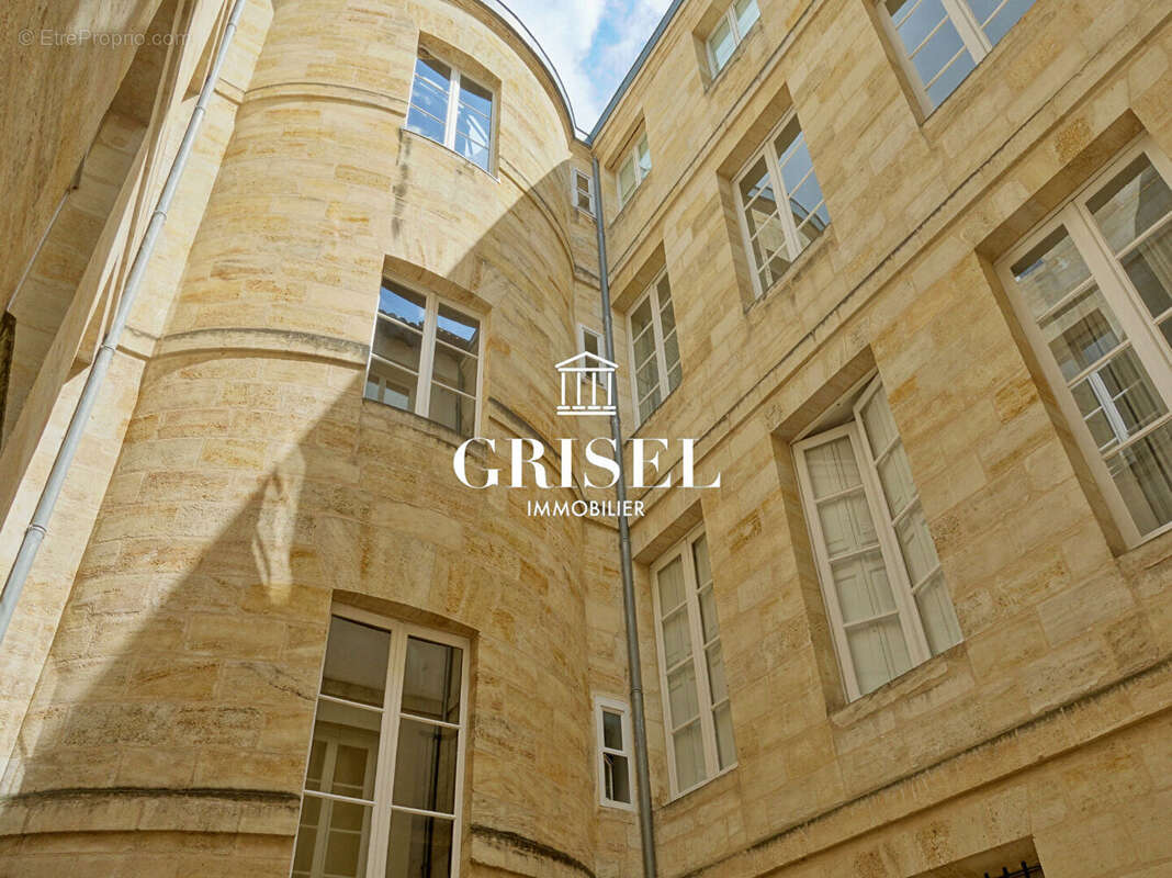 Appartement à BORDEAUX