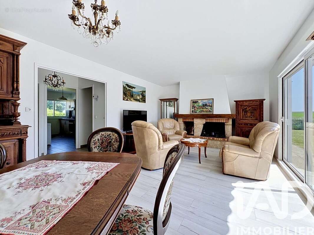 Photo 2 - Maison à OTHIS
