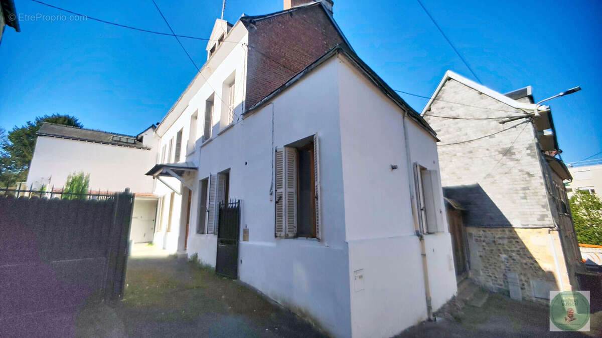 Maison à ELBEUF