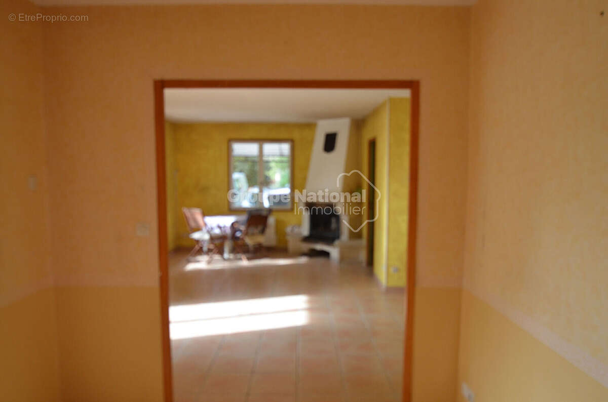 Maison à BESSE-SUR-ISSOLE