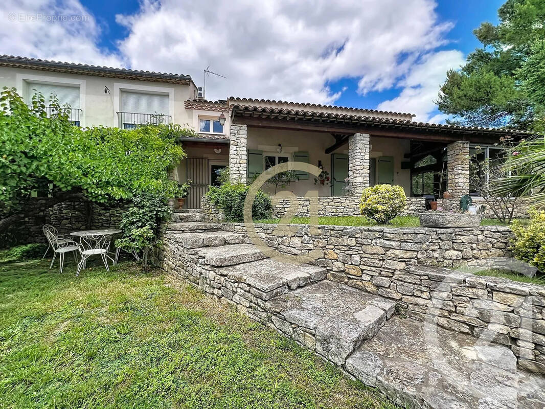 Maison à GARRIGUES-SAINTE-EULALIE